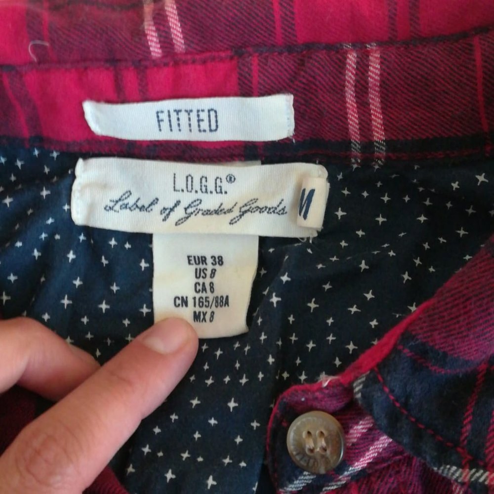 casual button down - Picture 2 of 3